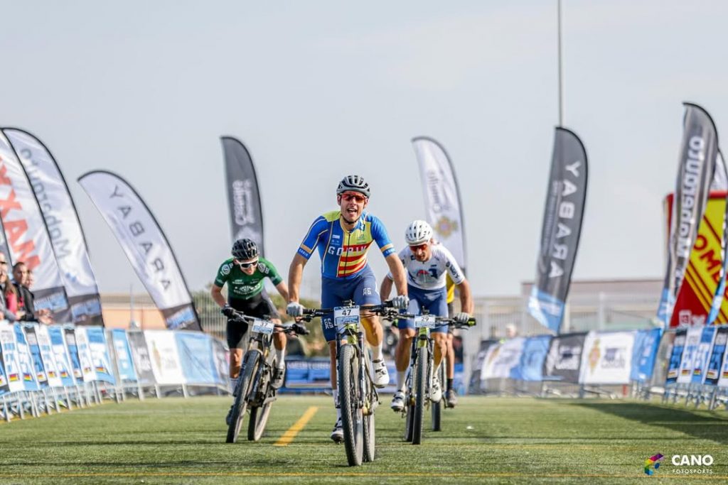 Tu Bandera Online en la Mediterranean Epic By Scott: Un Evento de Clase Mundial