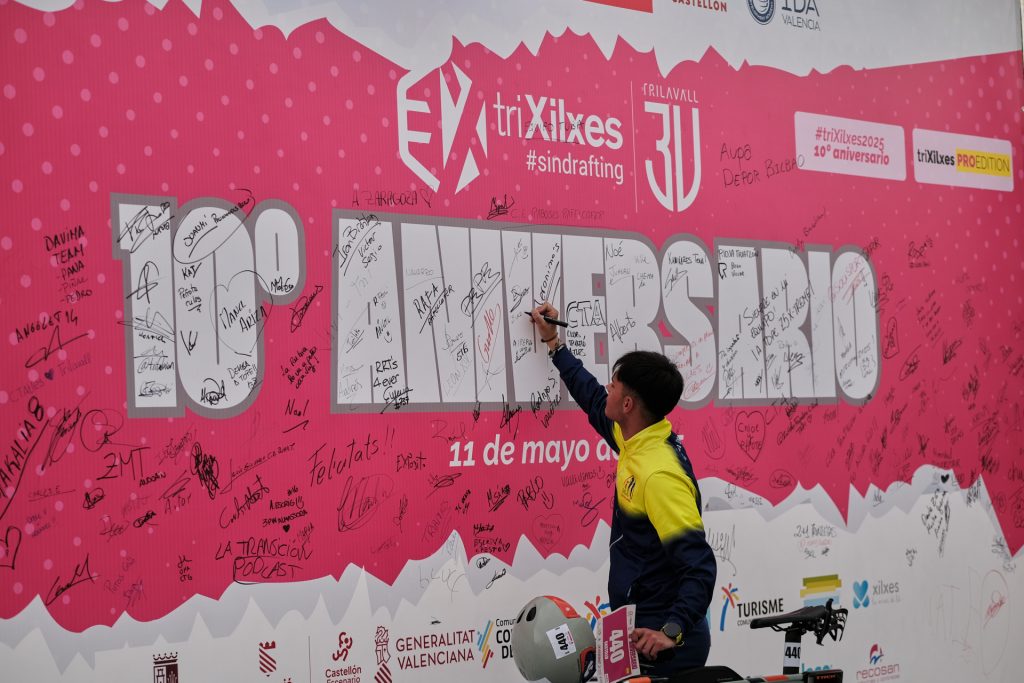 TRIXILXES25 538